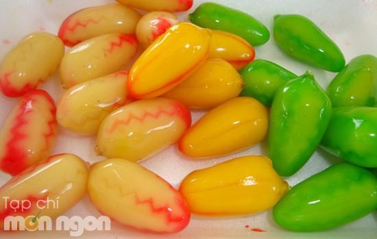 Sắc màu bánh ngọt xứ “chùa Vàng” Sắc màu bánh ngọt xứ “chùa Vàng”